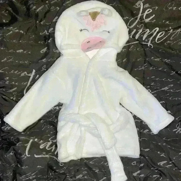 Unicorn Bath Robe - Picture 1 of 3